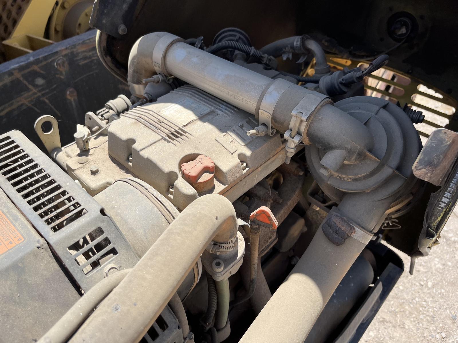 ./imagenes/INVOICE/2019/18110/WACKER RT820 (7).JPG